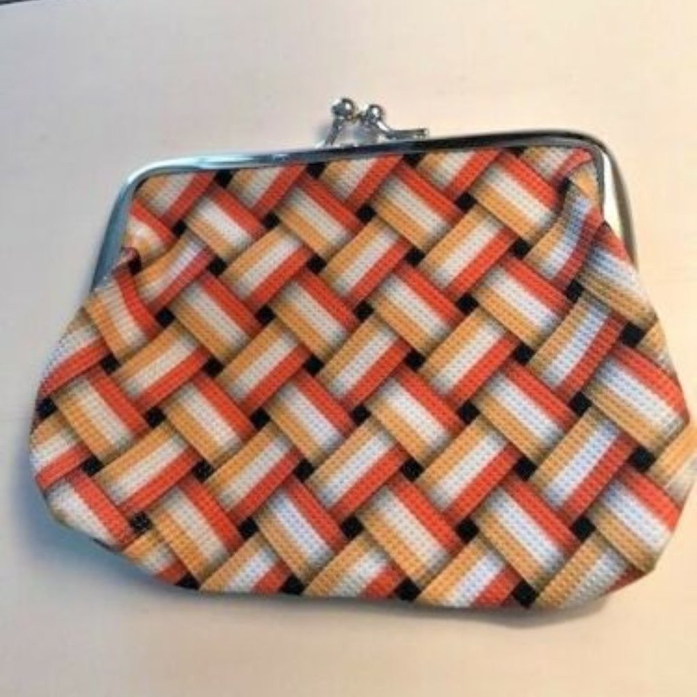 3/$5 Red Weave Kiss Lock Coin Purse